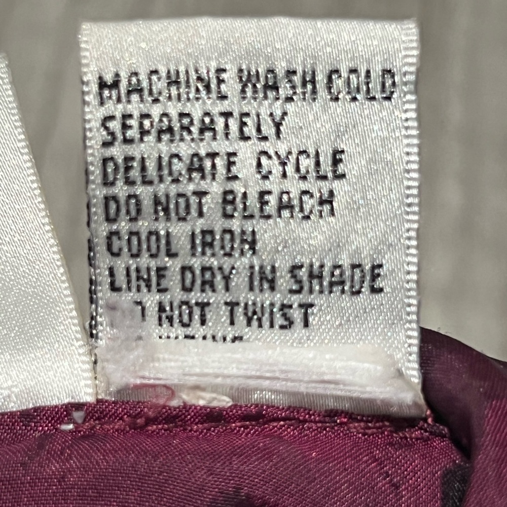 Vintage Beyond Performance metallic maroon windbreaker - Picture 8 of 17
